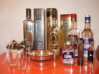 Wodka, Arkhi und Schnaps