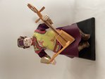 Traditionell gekleidete  Dekofigur - Musiker - gelb/ rot  mit heller Geige